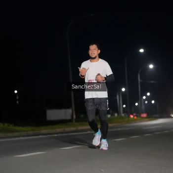 Runner Photo 1660428