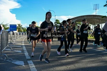 Runner Photo 1660431