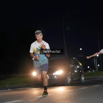 Runner Photo 1660441