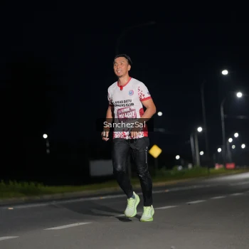 Runner Photo 1660478