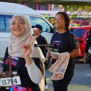 Runner Photo 1660543