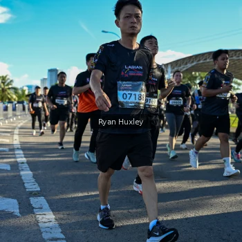 Runner Photo 1660552