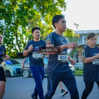 Runner Photo 1660634