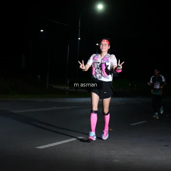 Runner Photo 1660652