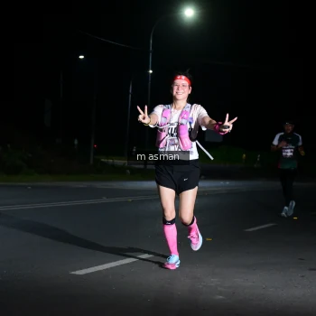 Runner Photo 1660667