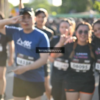 Runner Photo 1660671