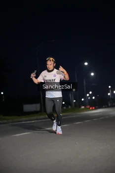 Runner Photo 1660690