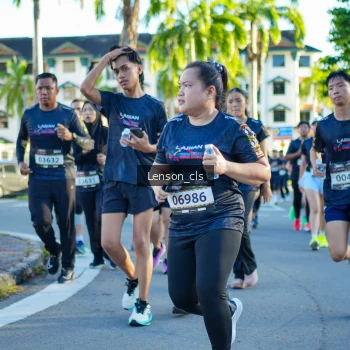 Runner Photo 1660825