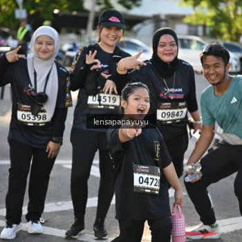 Runner Photo 1660849