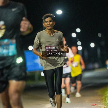Runner Photo 1660882