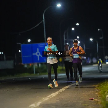 Runner Photo 1660922