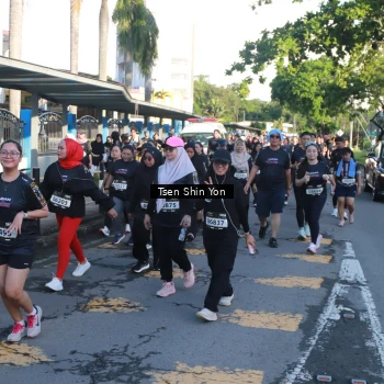 Runner Photo 1660949