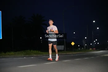 Runner Photo 1660955