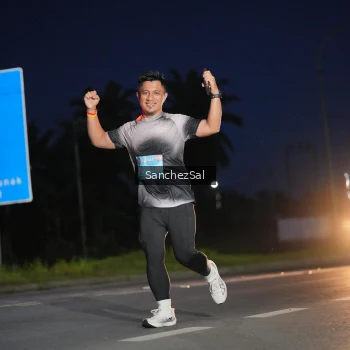 Runner Photo 1661040