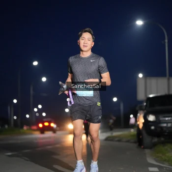 Runner Photo 1661051