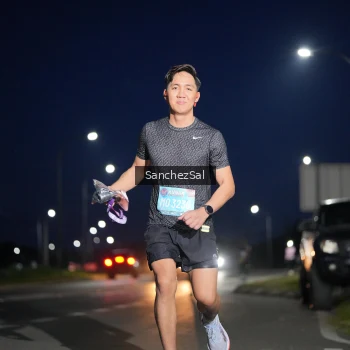 Runner Photo 1661078