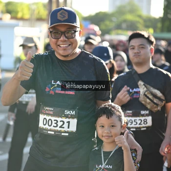 Runner Photo 1661113