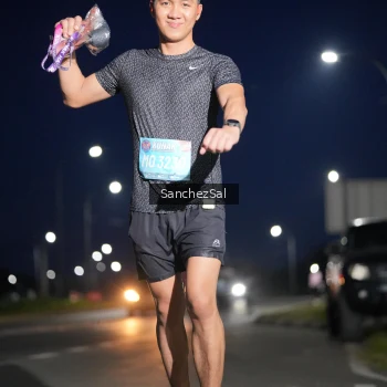 Runner Photo 1661135