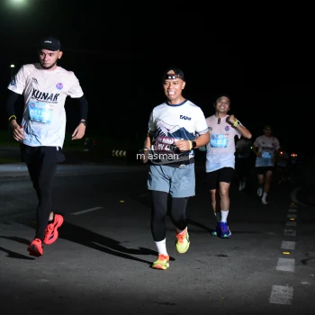 Runner Photo 1661150