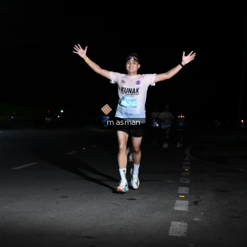 Runner Photo 1661213