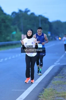 Runner Photo 1661423