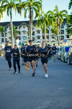 Runner Photo 1661493