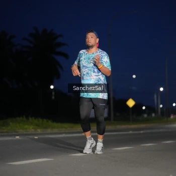 Runner Photo 1661548