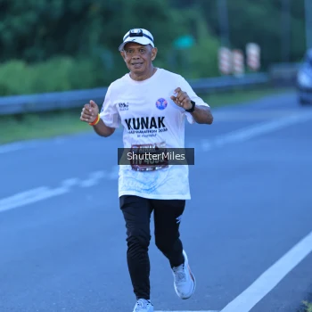 Runner Photo 1661716