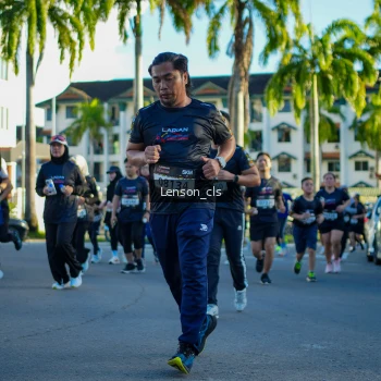 Runner Photo 1661889