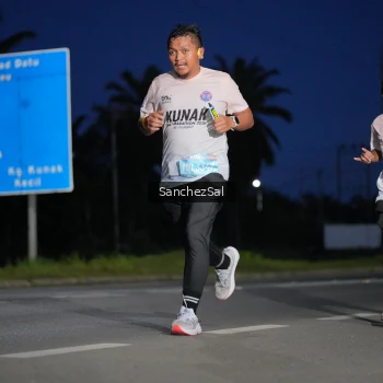 Runner Photo 1662029