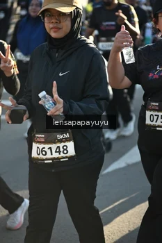 Runner Photo 1662055