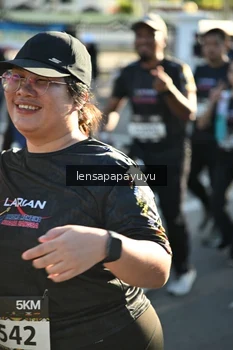 Runner Photo 1662094