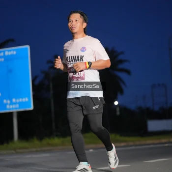 Runner Photo 1662158