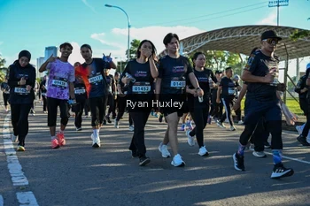 Runner Photo 1662164
