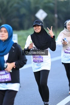 Runner Photo 1662179