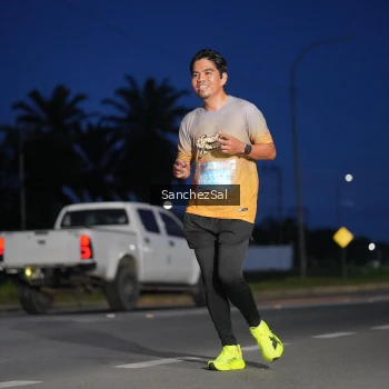 Runner Photo 1662204