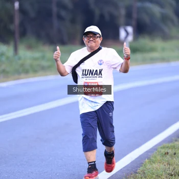 Runner Photo 1662215