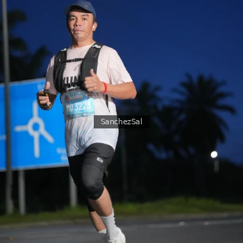 Runner Photo 1662369