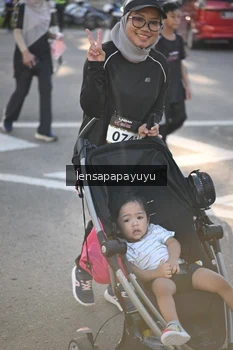 Runner Photo 1662606