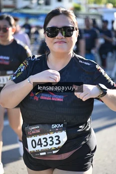 Runner Photo 1662639