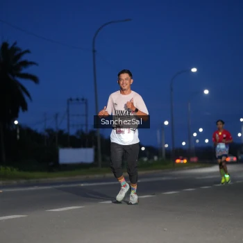 Runner Photo 1662641