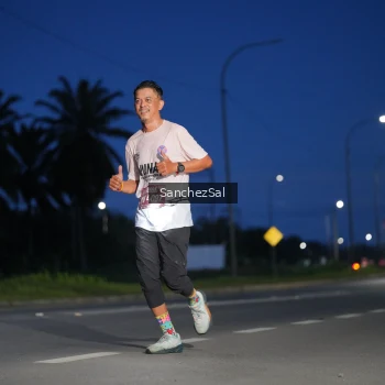 Runner Photo 1662659