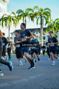 Runner Photo 1662674