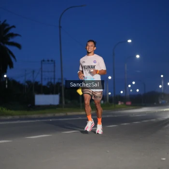 Runner Photo 1662777