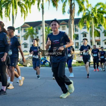 Runner Photo 1662790