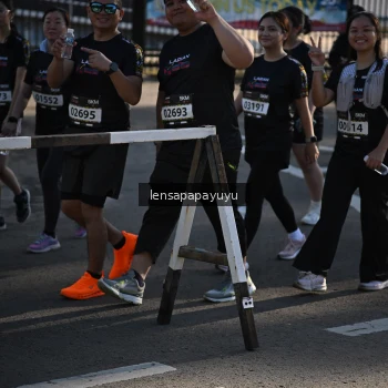 Runner Photo 1662828
