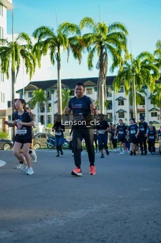 Runner Photo 1662832