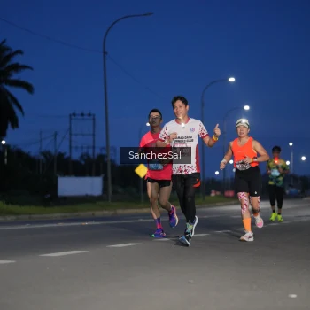 Runner Photo 1662833