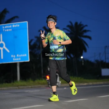 Runner Photo 1662893