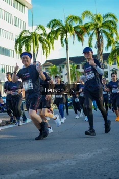 Runner Photo 1662902